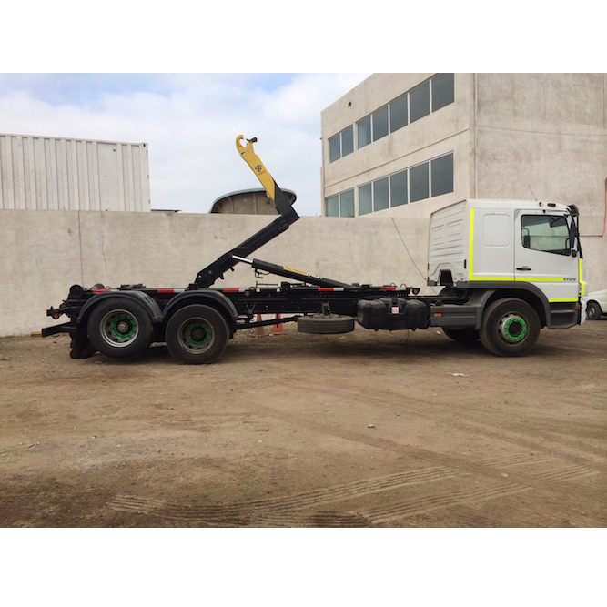 Camion Polibrazo